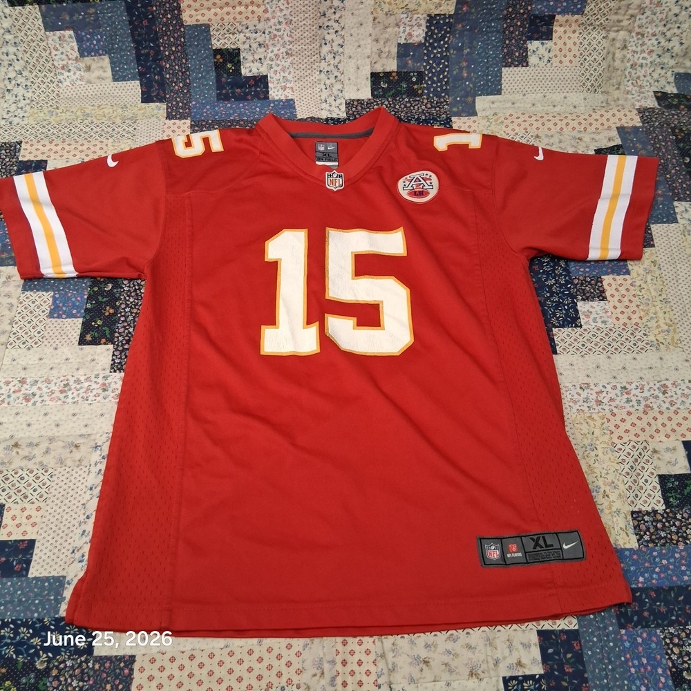 Nike On Field Kansas City Chiefs Patrick Mahomes Jersey Youth XL 18 / 20 Red